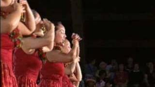 Merrie Monarch 2006  Academy of Hawaiian Arts  Wahine Auana [upl. by Nosmas]