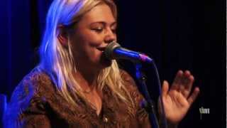 Elle King  quotPlaying For Keepsquot Live on eTown [upl. by Onig180]