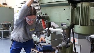 Ausbildung als Metallbauerin [upl. by Amikay]