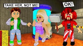 My Boyfriend Betrayed Me And Got Me Captured In Flee The Facility Roblox [upl. by Nooj]