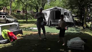 Aufbau Jamet Arizona AS Faltzelt Anhänger Construction Video  Faltcaravan Aufbau am Gardasee [upl. by Lednahs943]