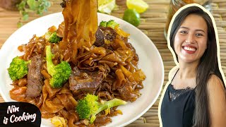 Thai stirfry noodles the BEST recipe for Pad See Ew Beef [upl. by Wieche]