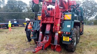 Foden 6x6 winching out stuck 8 wheeler crane truck [upl. by Maynard]