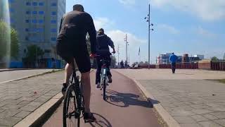 Nederland  fietsland Vanaf het Waterlooplein in Amsterdam langs de Amstel naar Oudenkerk [upl. by Sansbury]