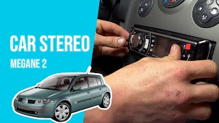 How to install the car stereo Megane mk2 📻 [upl. by Mychael]