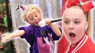 JoJo Siwa is Mini Mirandas New Assistant [upl. by Aisitel]