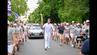 Accueil de la Flamme Olympique à Suresnes  24 juillet 2024 [upl. by Wandie176]