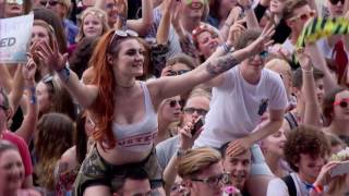 Busted  Year 3000  Live at The Isle of Wight Festival 2016 [upl. by Yasmeen]