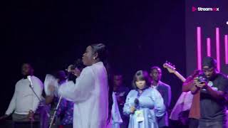 Soeur Eunice Manyanga amp Femme Thamar  Concert Tian nga cas [upl. by Nivrad295]