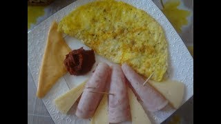 أملات فطور الصباح سهلة وروعة في دقيقتان omelette petit dej [upl. by Gnaig]