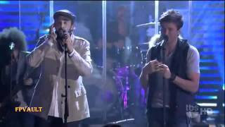 Enrique Iglesias Ft Juan Luis Guerra Cuando Me Enamoro Live On Lopez Tonight [upl. by Nashbar]