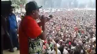 Sharzy performs Bilas bilum in Wabag Enga Cultural Show 2016 [upl. by Rtoip886]