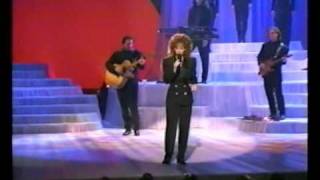 Reba in concert Medley [upl. by Erny994]