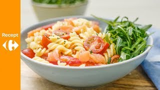 Koude pastasalade met gerookte zalm [upl. by Woolcott]