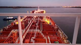 Ships gangway safe securing and unmooring of Medium Range tanker  Strong currents [upl. by Kirit]