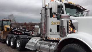 Soteria Hauling KW T800 Wide Hood with Trailking 55 ton lowboy [upl. by Liebermann]