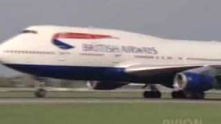 British Airways Boeing 747400 Crosswind landing at EGLL [upl. by Lavinia996]