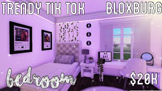 Trendy TikTok Bedroom Bloxburg Revamped  Bloxburg VaporwavePintrest Bedroom  melendezz [upl. by Arema]