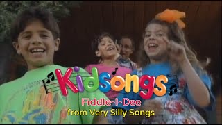 The Best Animal Songs by Kidsongs Its quotFiddle I Deequot with a pony cockatoo dancing cat and more [upl. by Lyell]