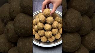 1 लड्डू खाकर जोड़ो के दर्द को दूर भगाएं Gond ke Laddu ki Recipe shorts healthy trending winter [upl. by Basir]