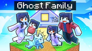 Having a GHOST FAMILY in Minecraft [upl. by Eyk]