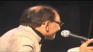 Kavi Sammelan me Pramod Tiwari  nadiya dheere dheere bahna [upl. by Noivaz753]