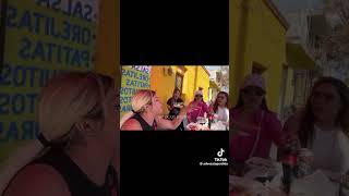 Pelea de Grecia Monzón y mamá se Salmita viralvideo humor lasperdidas greciamonzon fyp [upl. by Yuu]