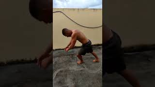 acrobacia macaquinho 🔥capoeira geovanecapoeira shorstvideo shorts capoeiraregional deus for [upl. by Gnehs355]