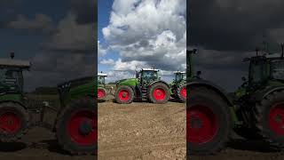 AGRICULTRICE  UN TRACTEUR FENDT SOULEVE 2 TRACTEURS HALLUCINANT agricultrice agriculture [upl. by Dnalwor215]