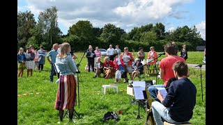 CGK Nunspeet zingt in het weiland [upl. by Lukash]