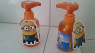 Minions Seifenspender mit Lachchip [upl. by Anoyek]