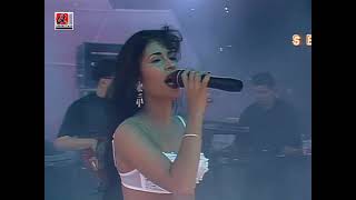 Selena  Amor Prohibido Live from Astrodome 1994 REDONE AUDIO [upl. by Nalyk]