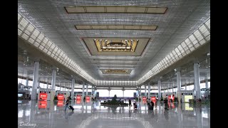 Citywalk Nanjing South Railway Station Interior LookLarget Bullet Train Station In China2k南京南站一览 [upl. by Karlin]