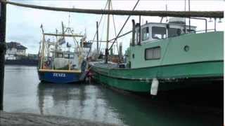 Op de woelige baren  Oudeschilder visserskoor video Haven Oudeschild Texel [upl. by Terris]