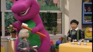 cepillarse los dientes Barney [upl. by Ailene]