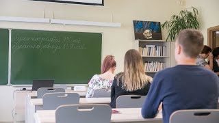 Pirmieji įspūdžiai po valstybinio lietuvių kalbos ir literatūros brandos egzamino [upl. by Geof]