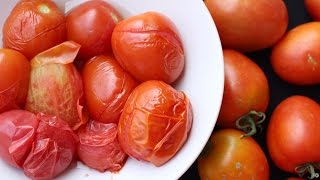 Tip van de Chef  Tomaten pellen [upl. by Rothenberg]