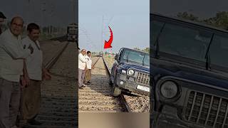 Thar Stucks On Railway Track 🤯 Rescued 🥵🤔 [upl. by Monahan]