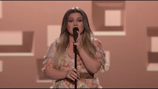 Kelly Clarkson honors Garth Brooks with her rendition of The Dance  The 43rd Kennedy Center Honors [upl. by Nikolaos]