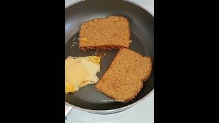 COOKING SANDWICH WITH EGG AND THREE CHEESES AT 830 AM AND 850 MORNING BREAKFAST [upl. by Oaht]