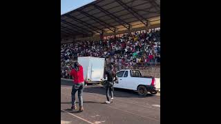 Benny mayengani performing Zing Zong na Zeng [upl. by Glennon255]