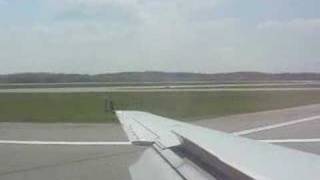 AirTran 717 landing in Pittsburgh [upl. by Annaeiluj]