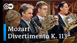 Mozart Divertimento in E flat major  Hartmut Haenchen amp Kammerorchester Carl Philipp Emanuel Bach [upl. by Notyep]