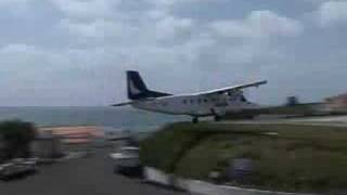 Dornier 228 landing in Corvo [upl. by Enelia]