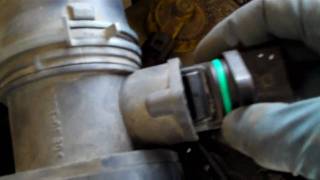 How to fix the MAF Mass Air Flow Sensor on a Volkswagon Jetta [upl. by Aciretehs]