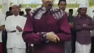 Surah Alfatihah yang sangat merdu Imam muda zulfi zain al faruq [upl. by Burd53]