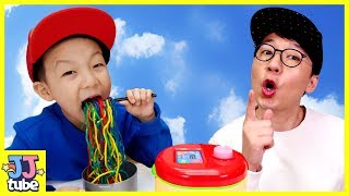 마법밥솥 무지개 짜장면 장난감 인기동요 Rainbow Noodle song Johny Johny Yes Papa Nursery Rhymes for kids제이제이튜브JJtube [upl. by Olegnad]