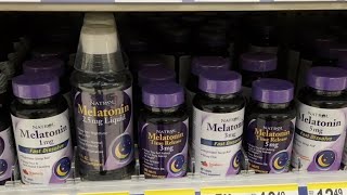 What are the pros and cons of using melatonin for sleep [upl. by Fleisig]