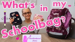 Whats in my Schoolbag  Was ist in meinem Schulranzen [upl. by Esylla]