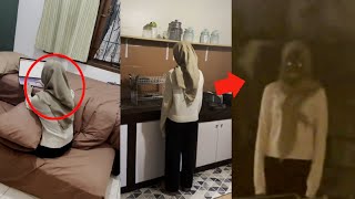 Hantu Menyerupai Istri di Rumah 6 Penampakan Sosok Mengerikan yang Pernah Tertangkap Kamera [upl. by Madison]